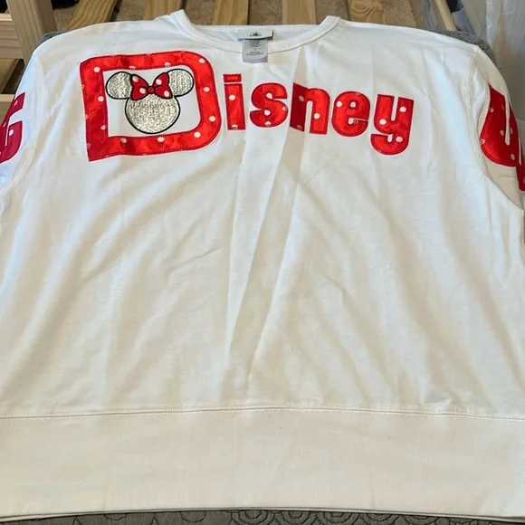 NWT Walt Disney World women's crewneck sweater, size Large - Picture 2 of 7